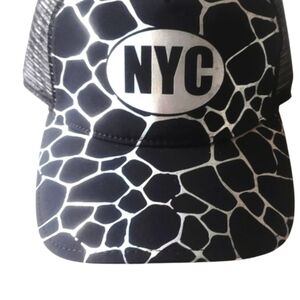 NEW! THE GAME NYC Black Silver Mesh Back Trucker Baseball Cap.